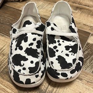 Cow print canvas shoes